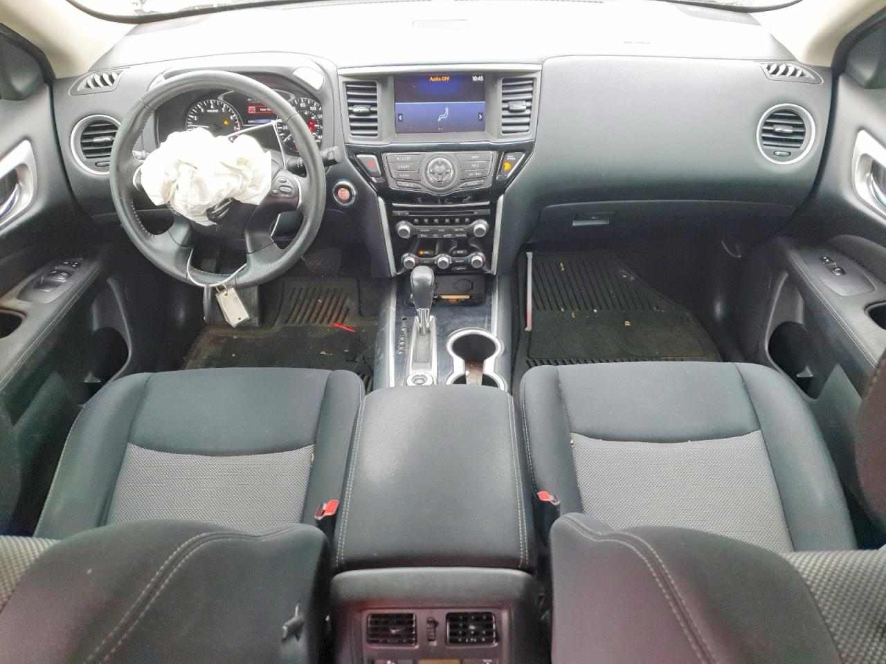 Nissan Pathfinder Sv
