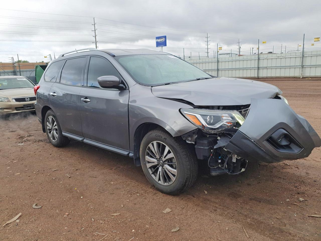 Nissan Pathfinder Sv