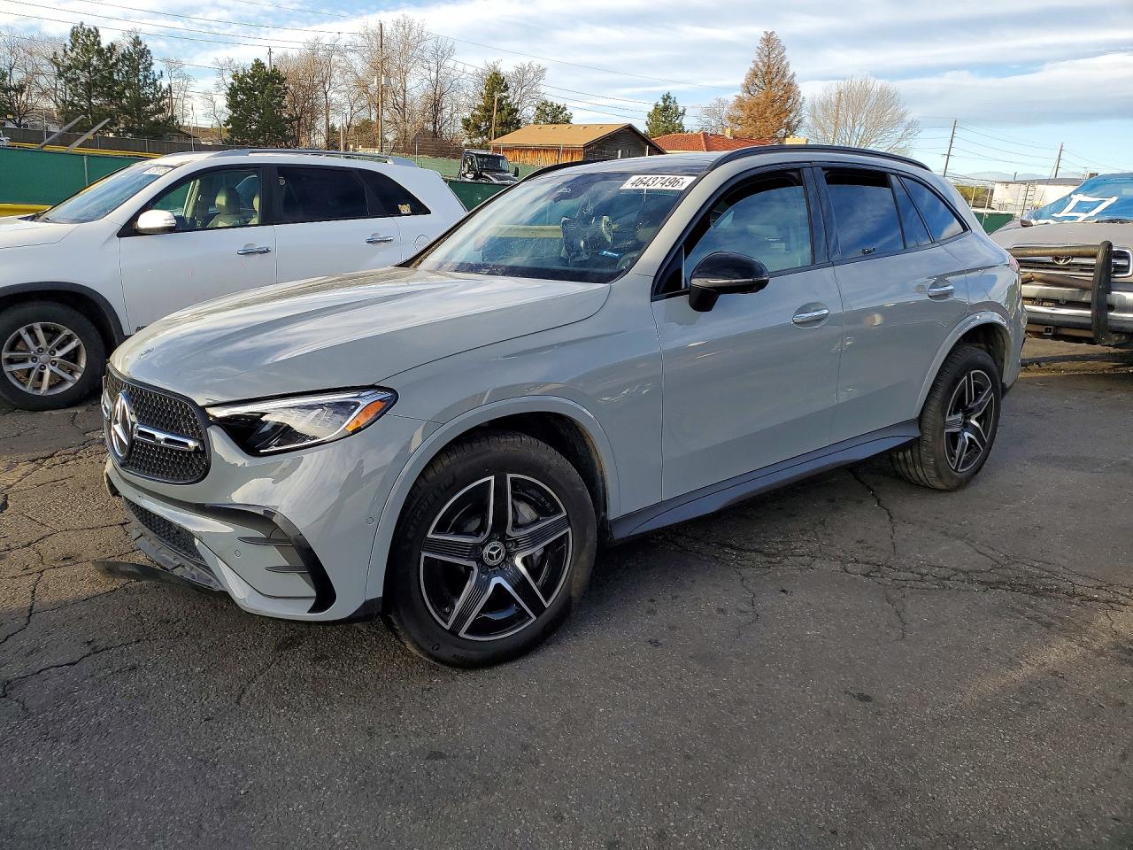 Salvage Mercedes-Benz GLC Image
