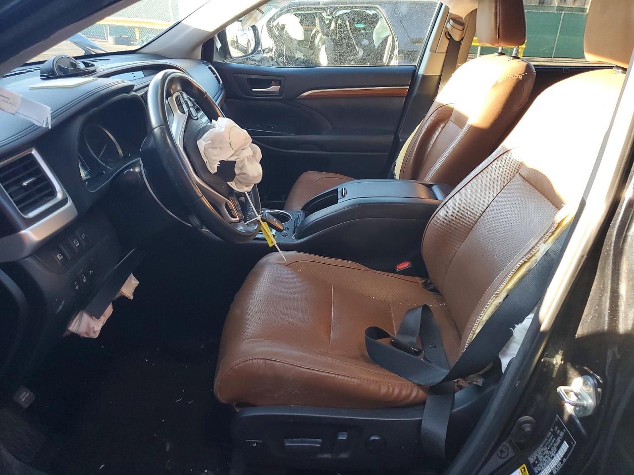 Toyota Highlander Limited Platinum