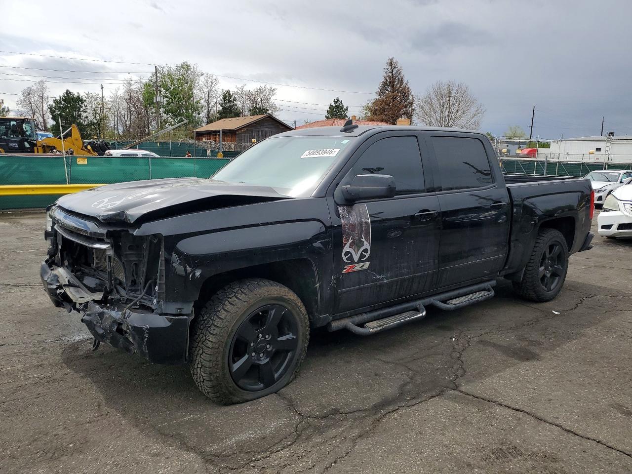 Salvage Chevrolet Silverado Image