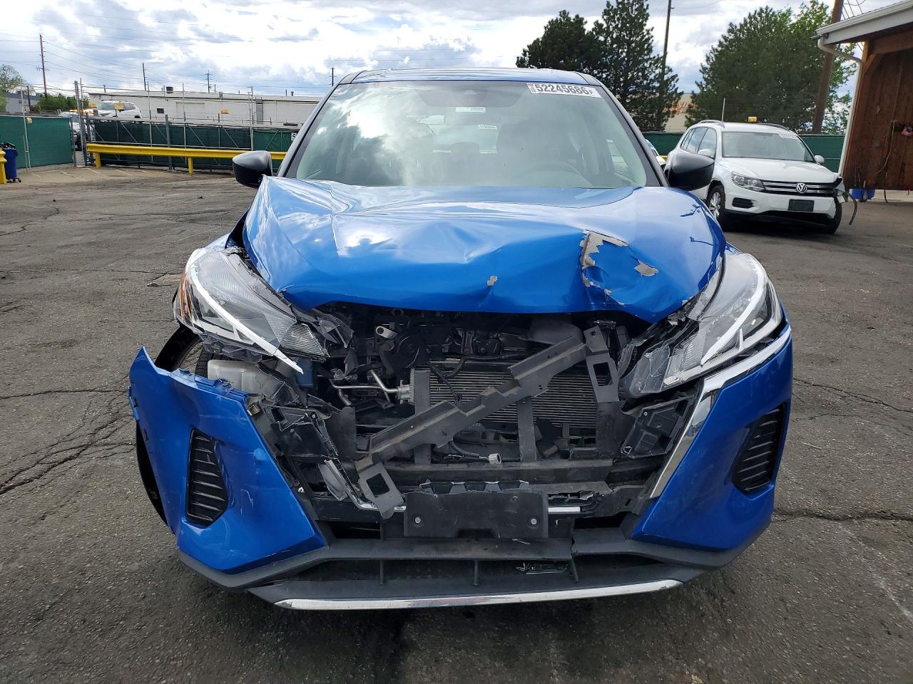 Nissan Kicks S