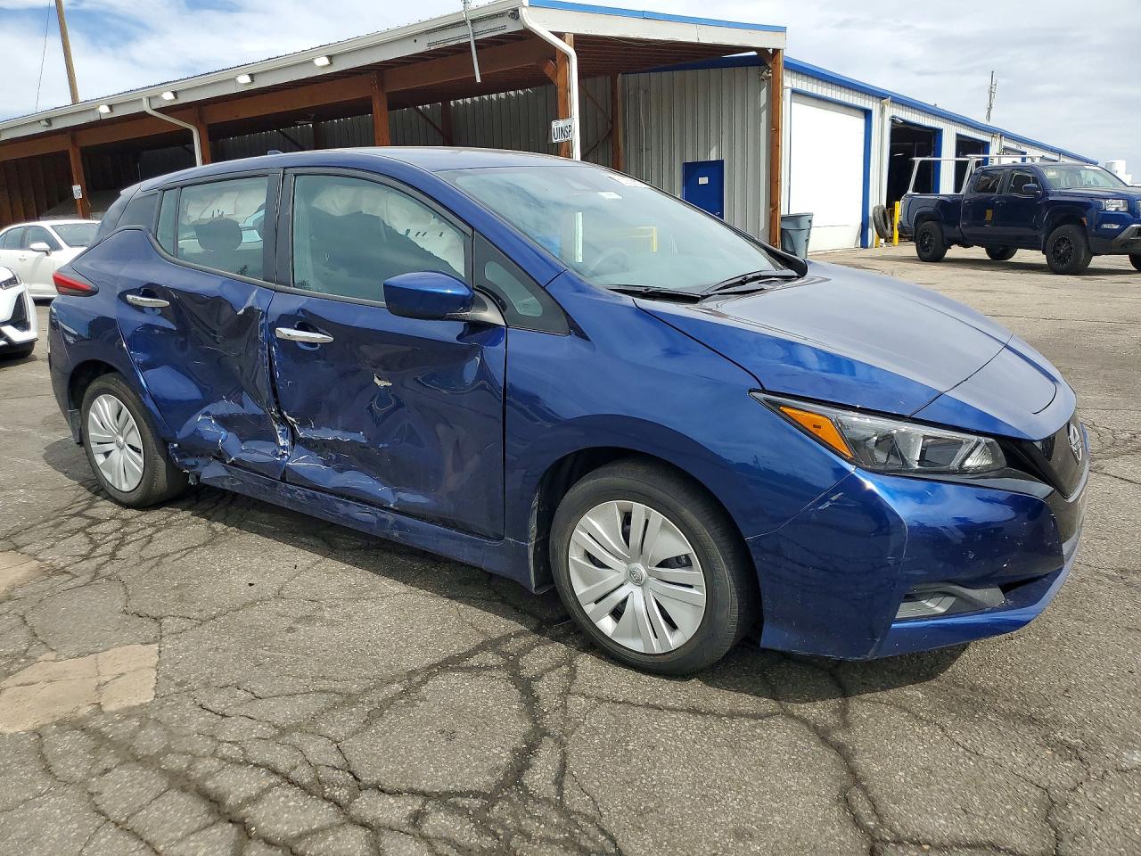 Nissan LEAF S