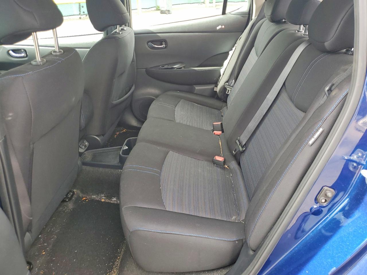 Nissan LEAF S