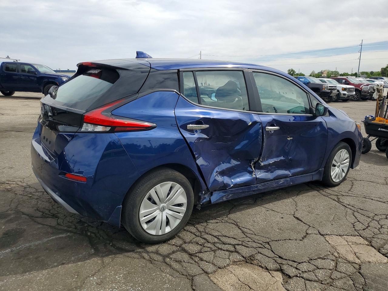 Nissan LEAF S