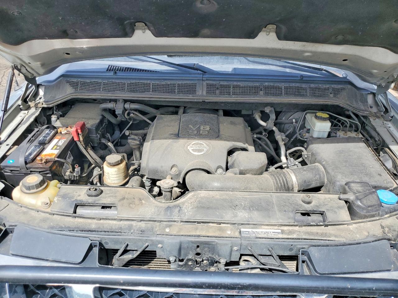 Nissan Titan Se