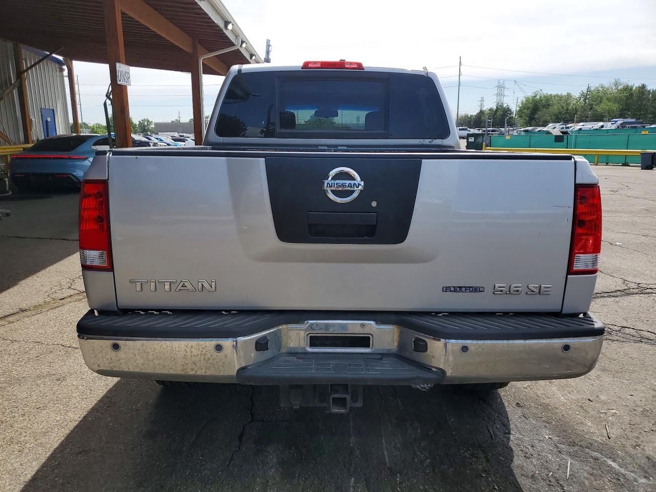 Nissan Titan Se