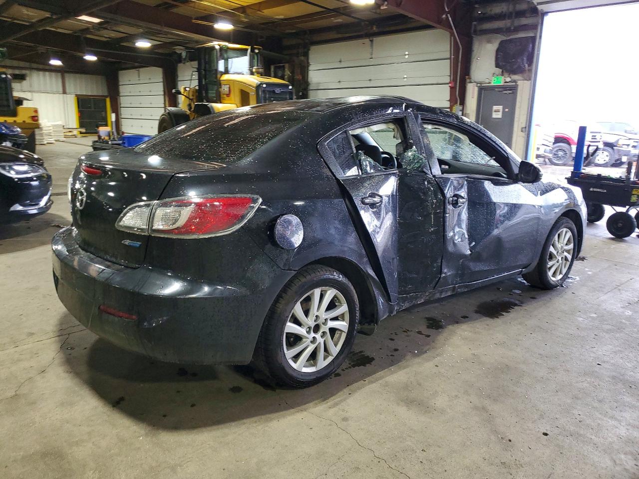 Mazda 3 I