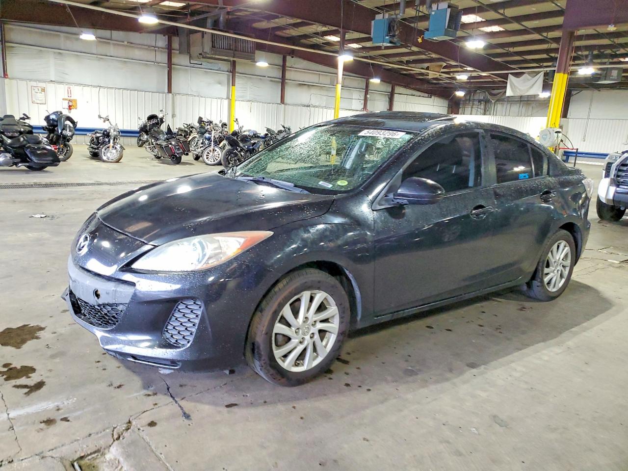 Salvage Mazda 3 Image