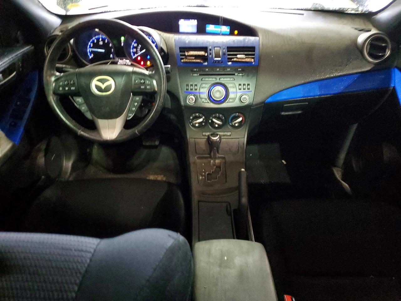 Mazda 3 I