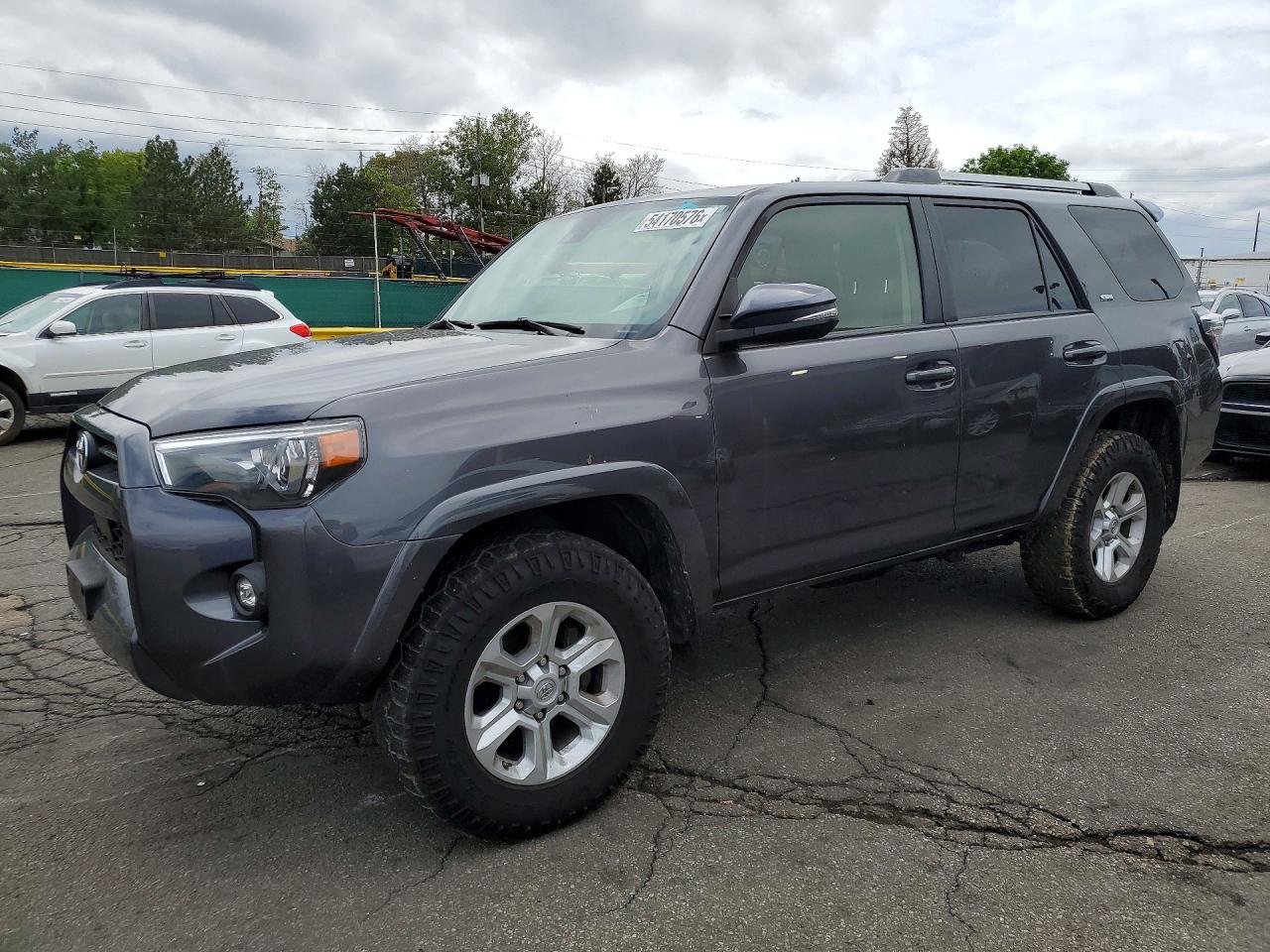 Salvage Toyota 4Runner Image