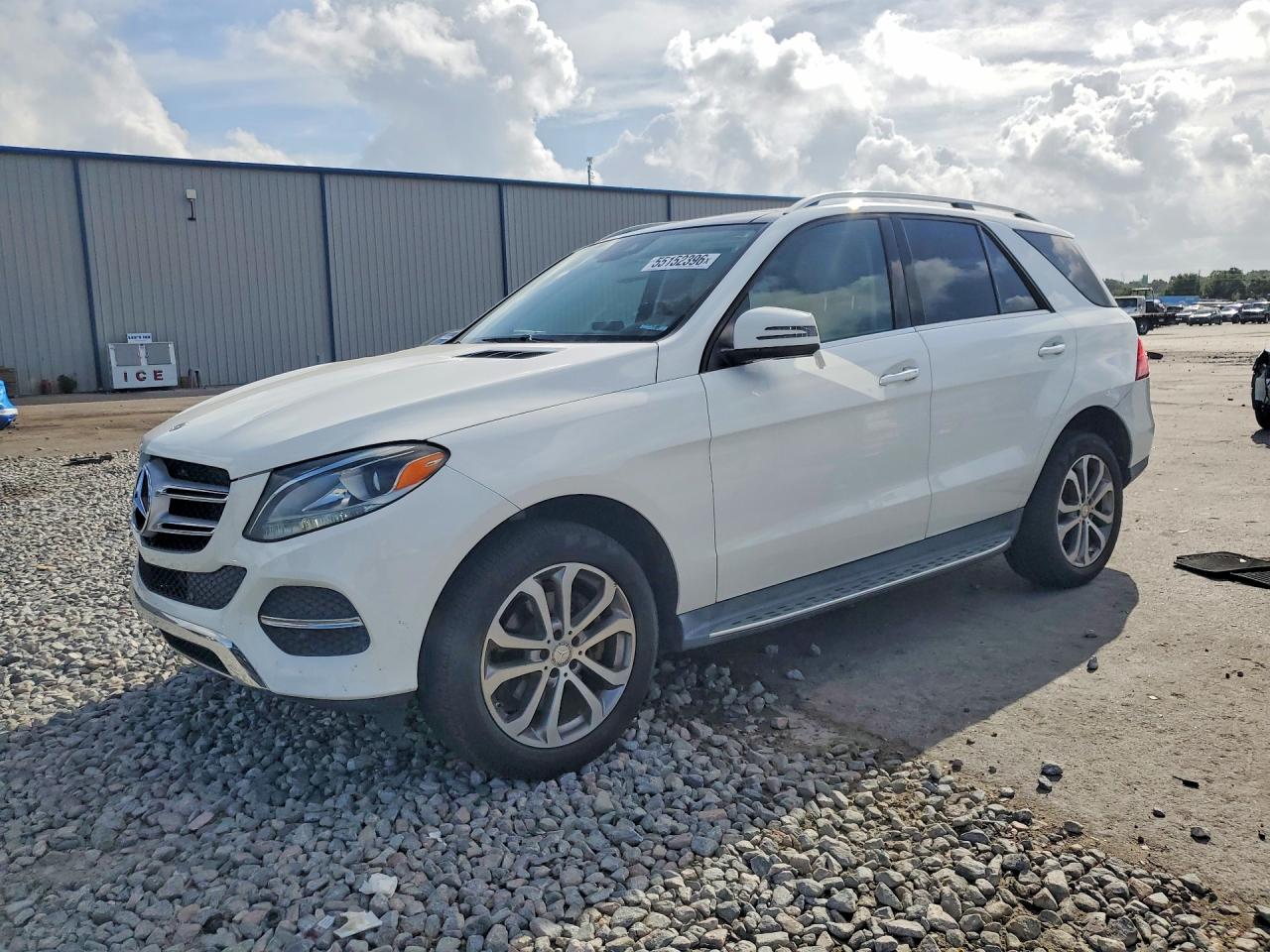 Salvage Mercedes-Benz GLE Image