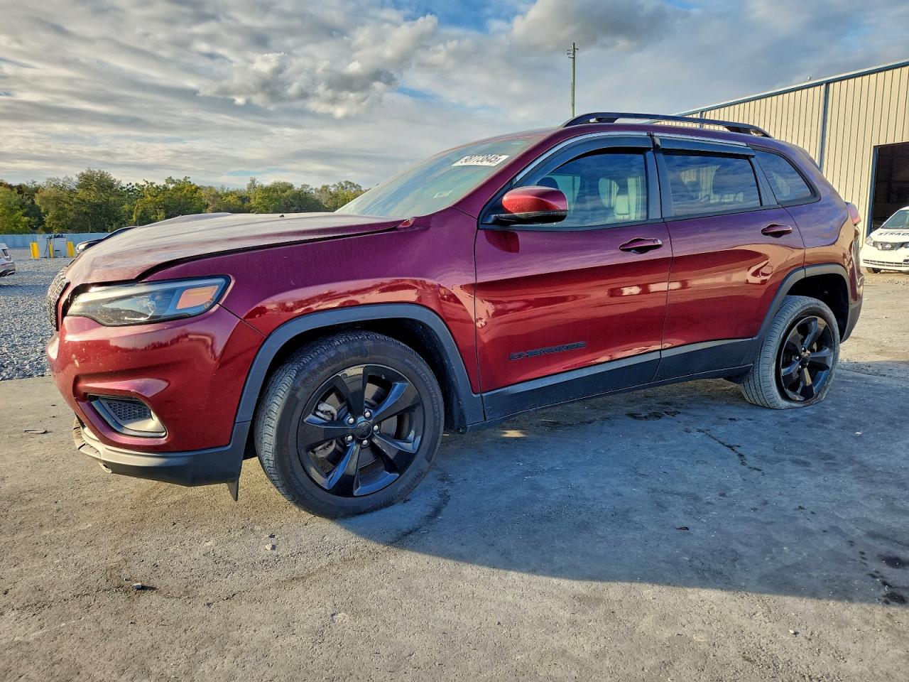 Salvage Jeep Grand Cherokee Image