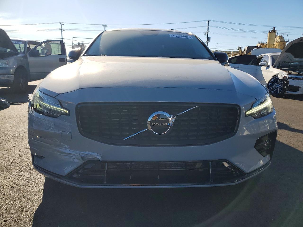 Volvo S60 Core