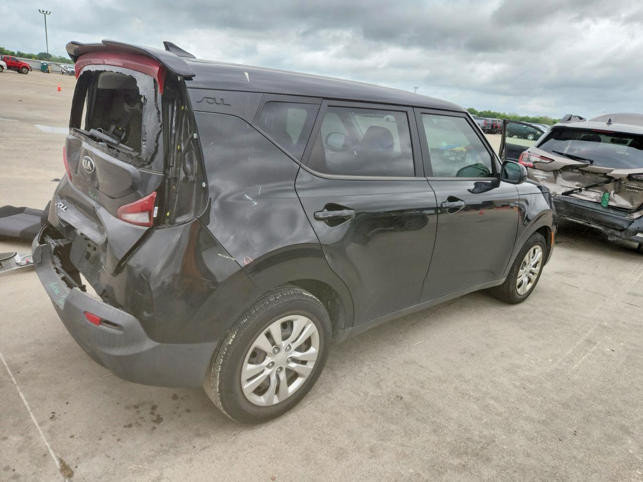 Kia Soul Lx