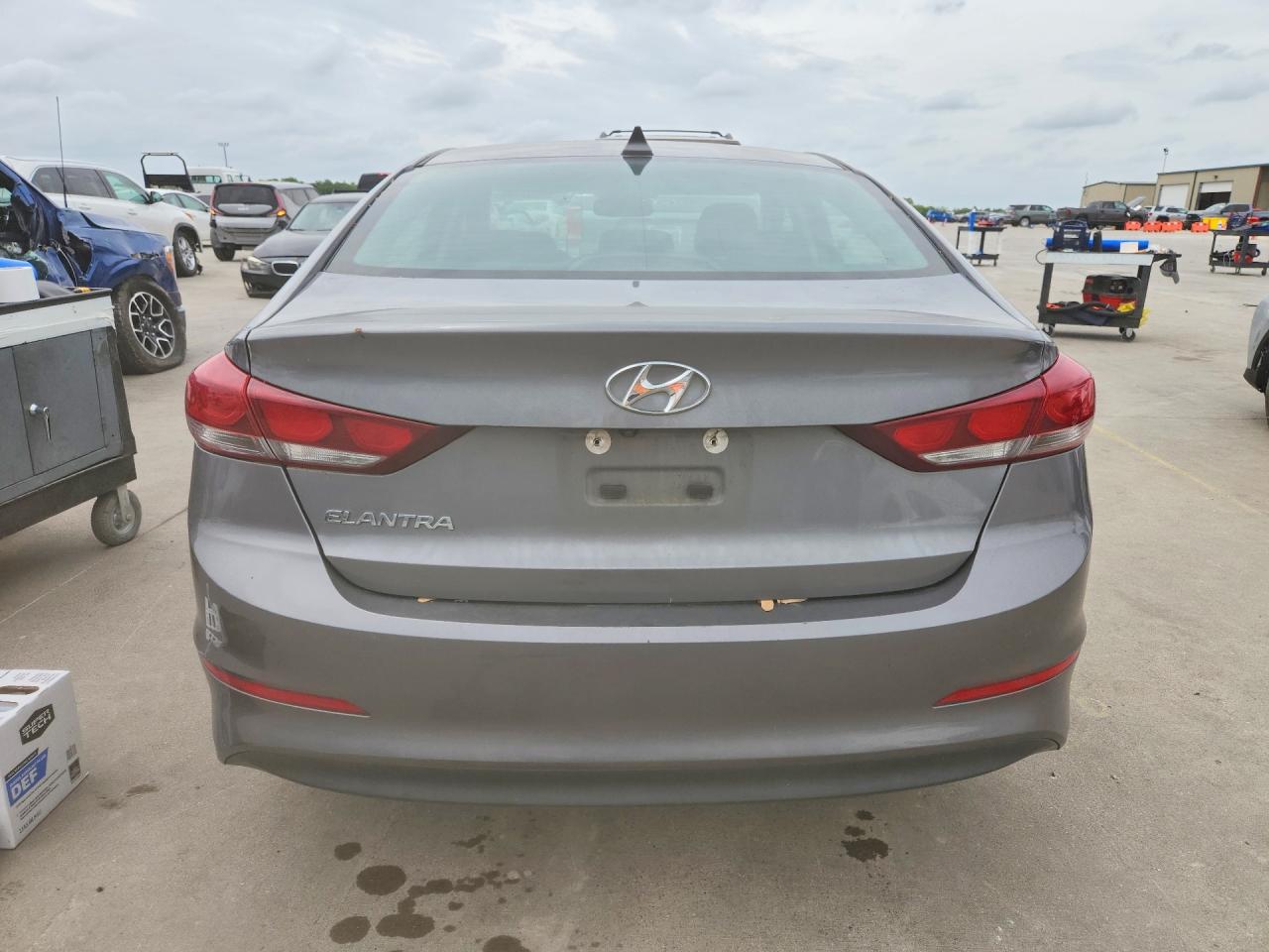 Hyundai ELANTRA Value Edition