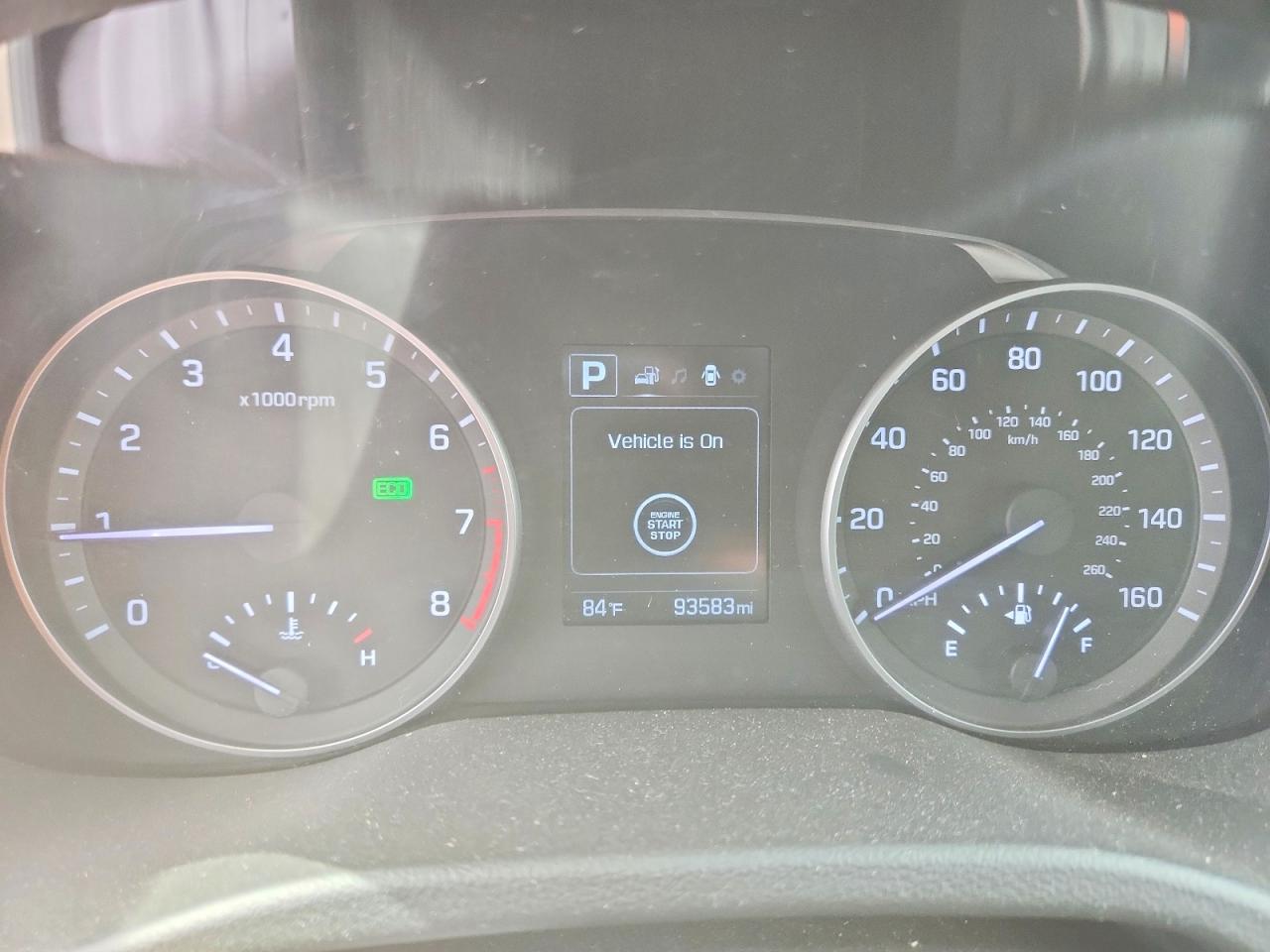 Hyundai ELANTRA Value Edition