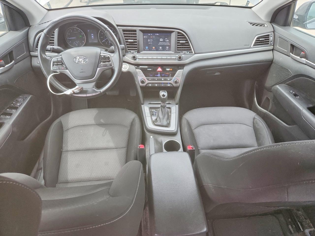 Hyundai ELANTRA Value Edition