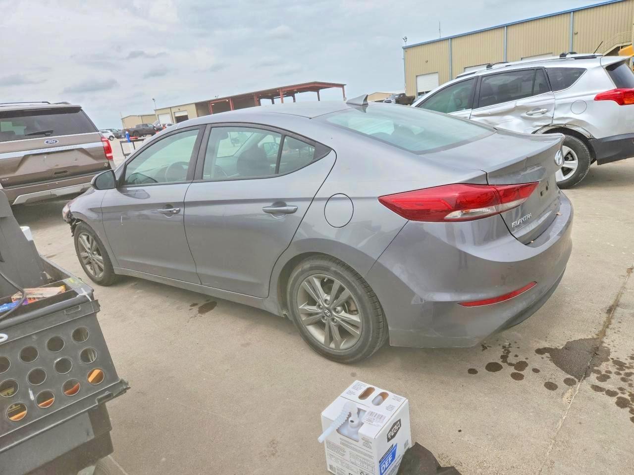 Hyundai ELANTRA Value Edition