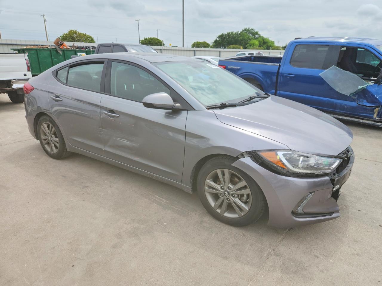 Hyundai ELANTRA Value Edition