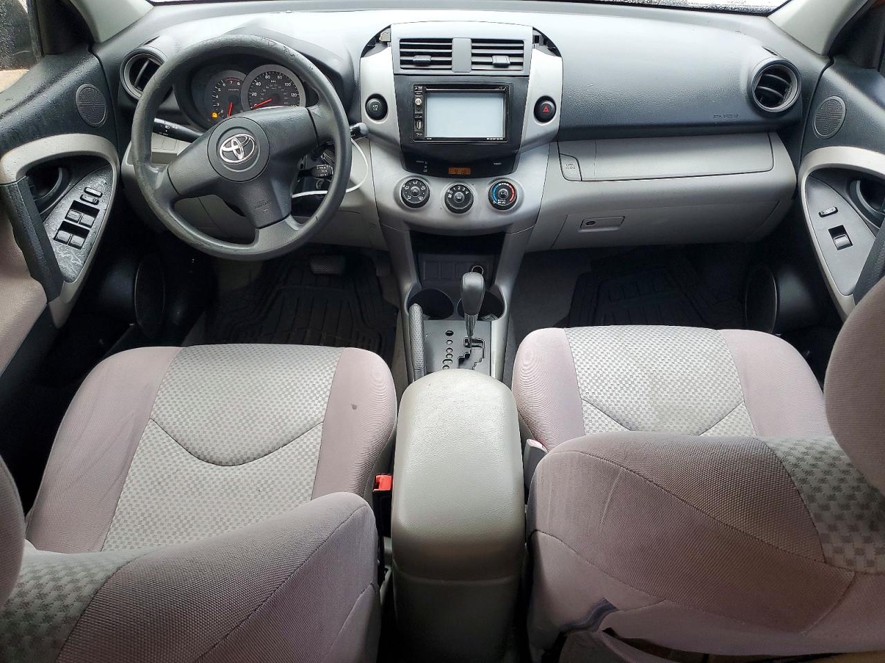 Toyota RAV4 Base