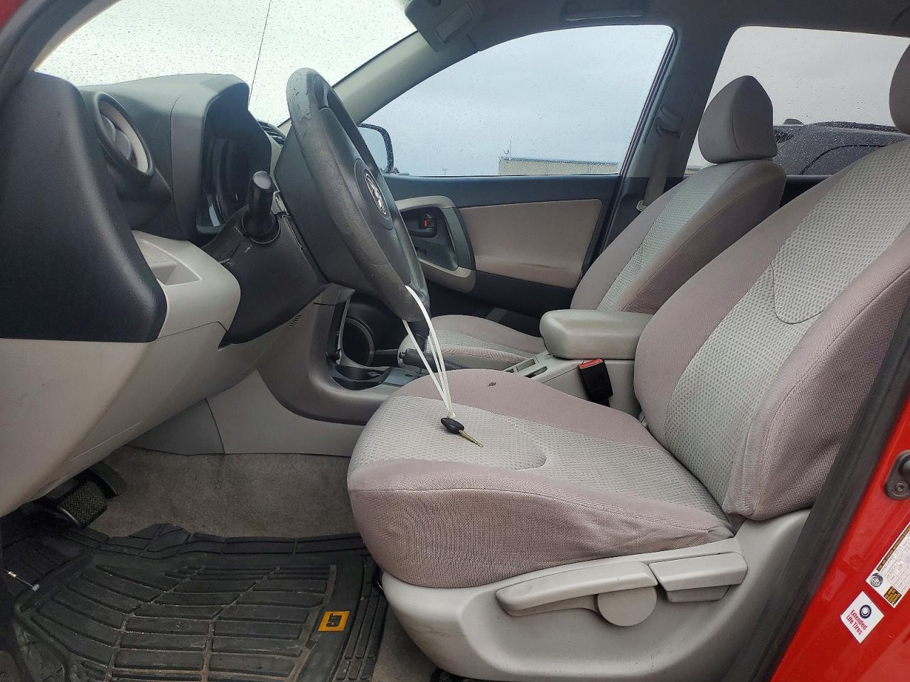 Toyota RAV4 Base
