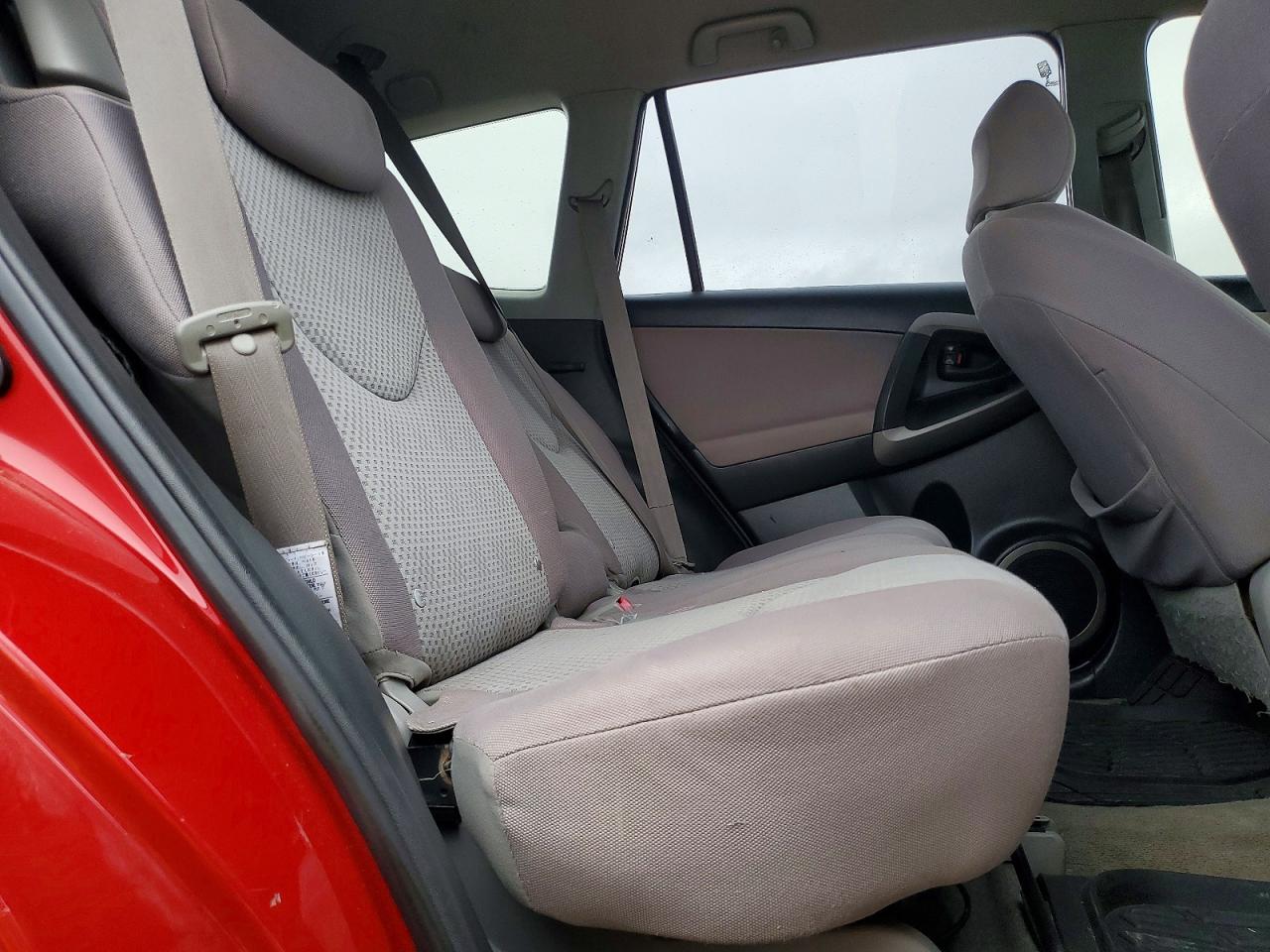 Toyota RAV4 Base