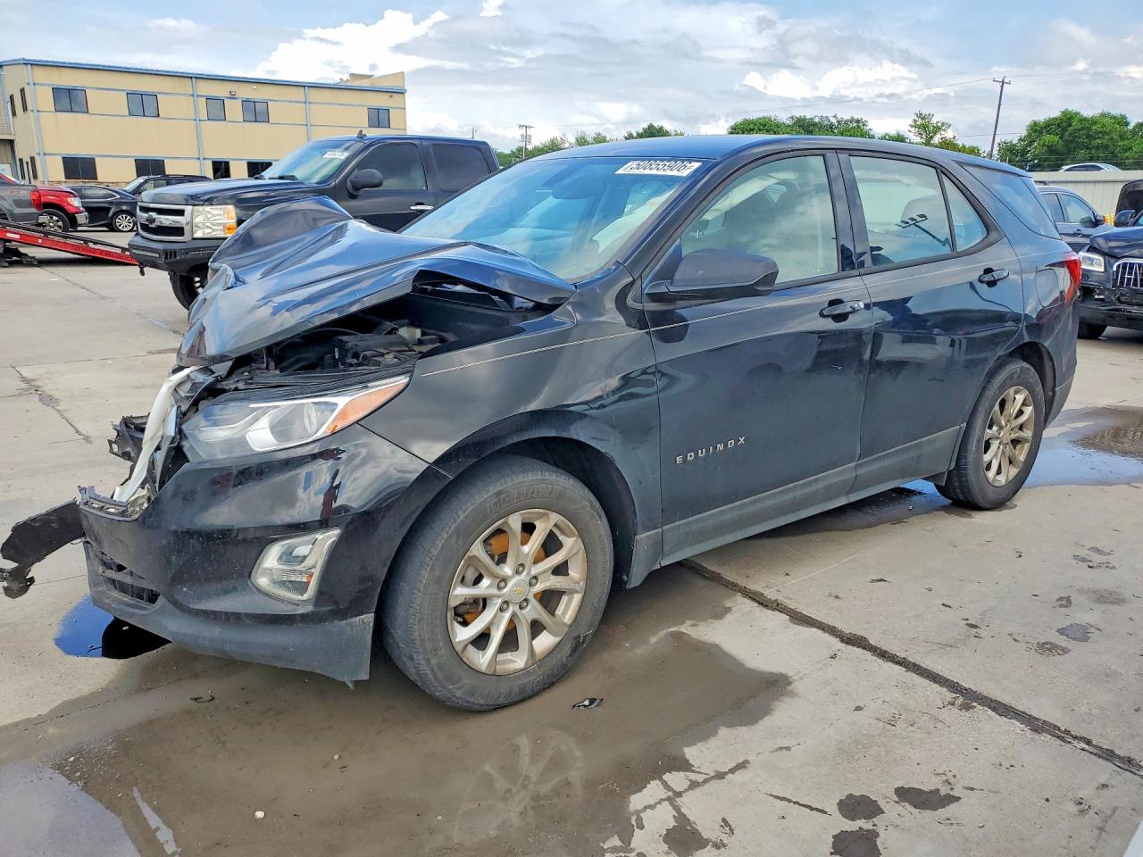 Salvage Chevrolet Equinox Image
