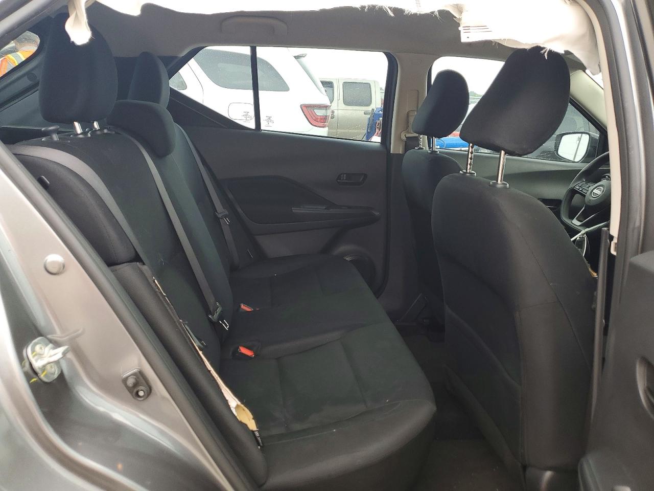 Nissan Kicks S