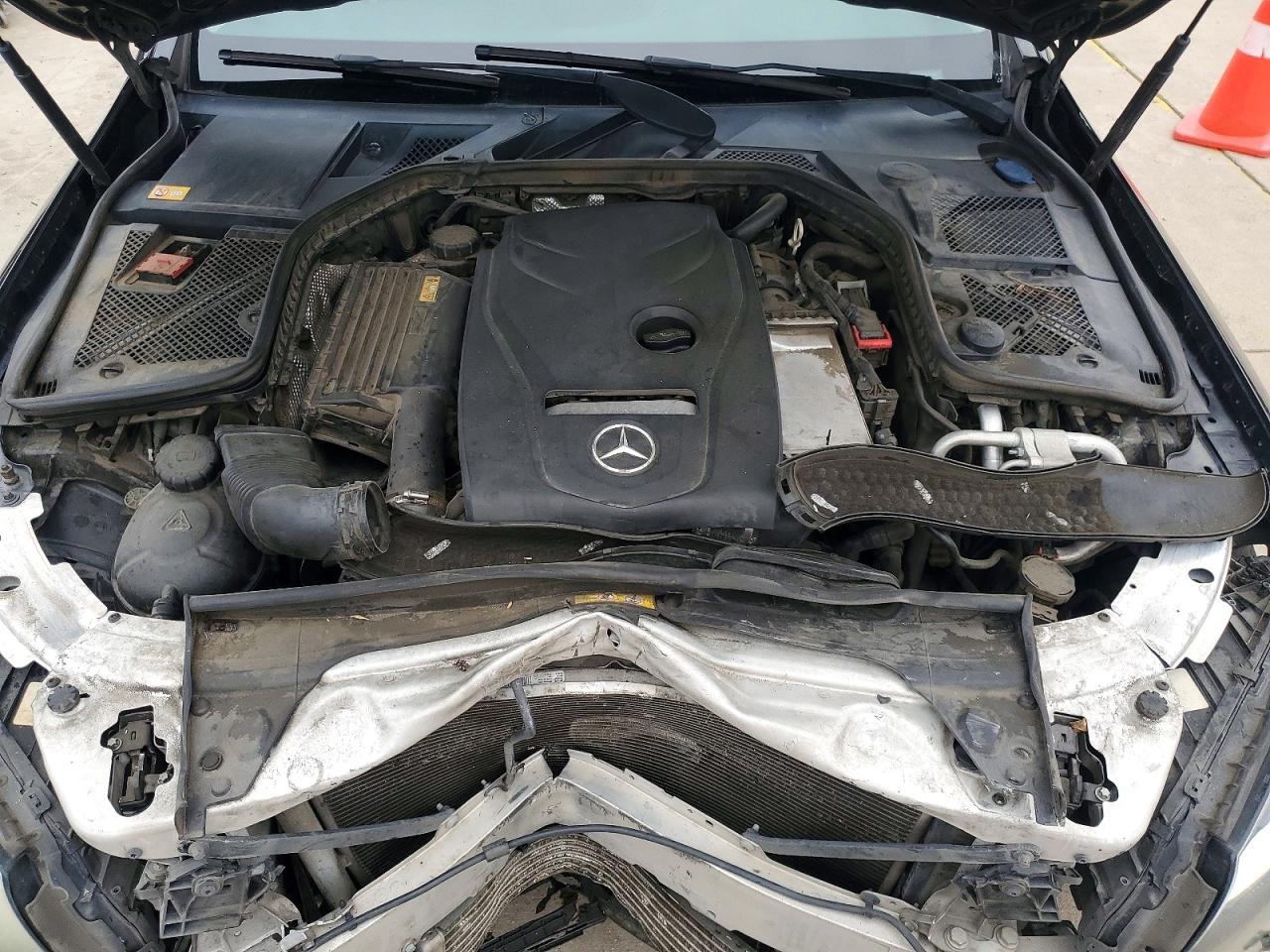 Mercedes-Benz C-Class 300 4matic