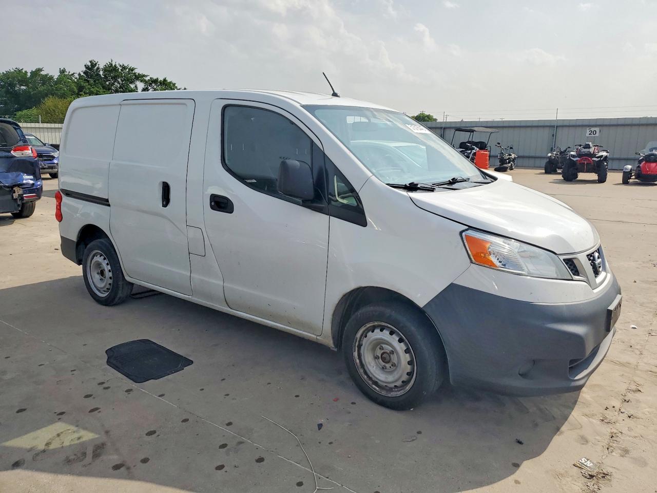 Nissan Nv S