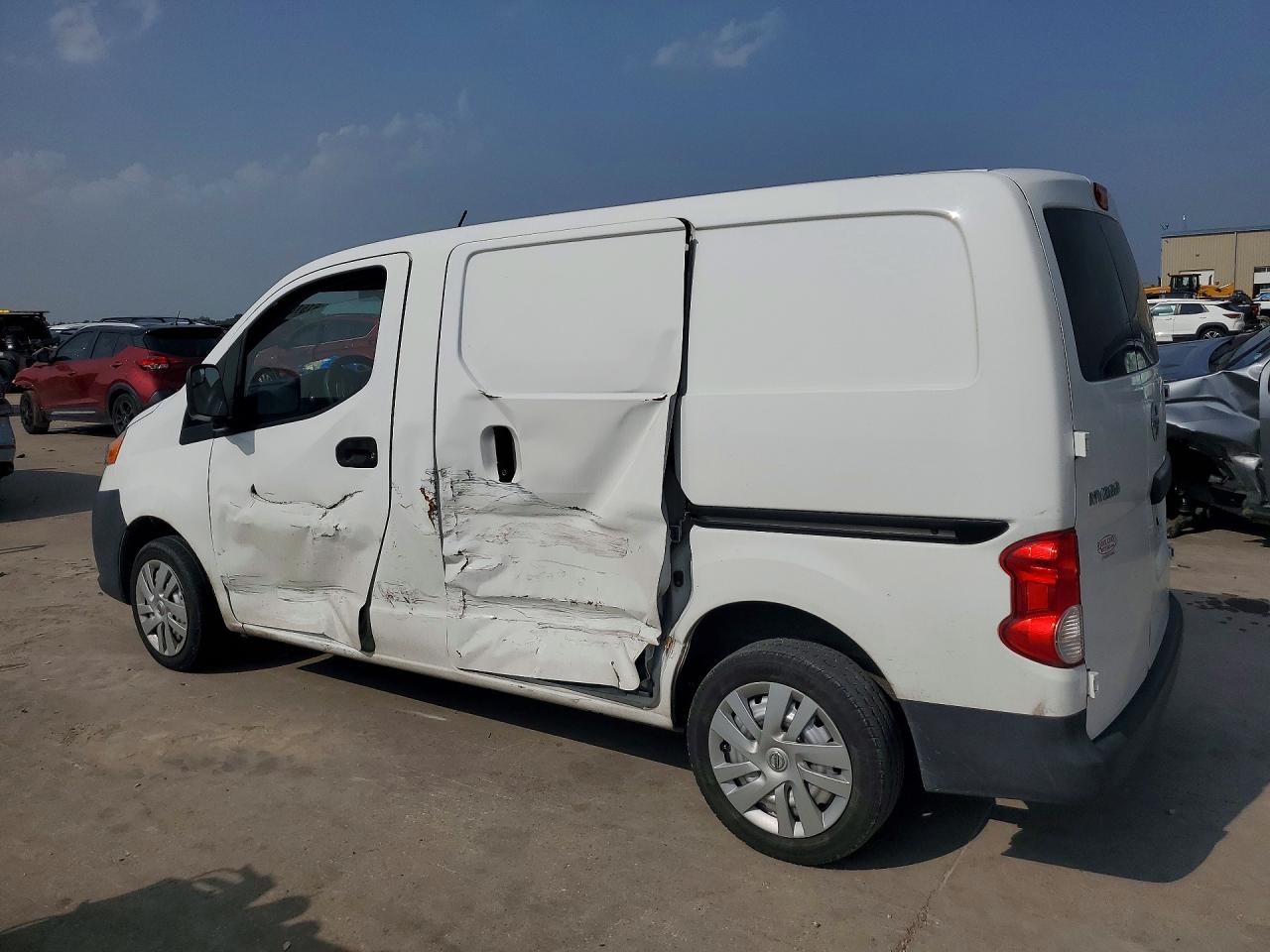 Nissan Nv S