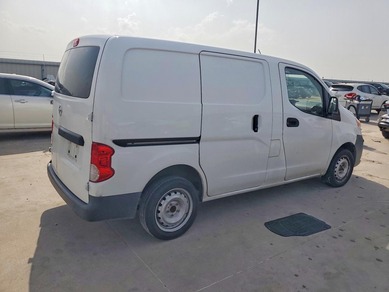 Nissan Nv S
