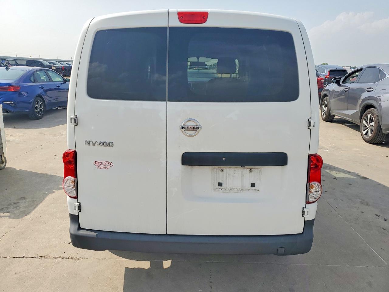 Nissan Nv S