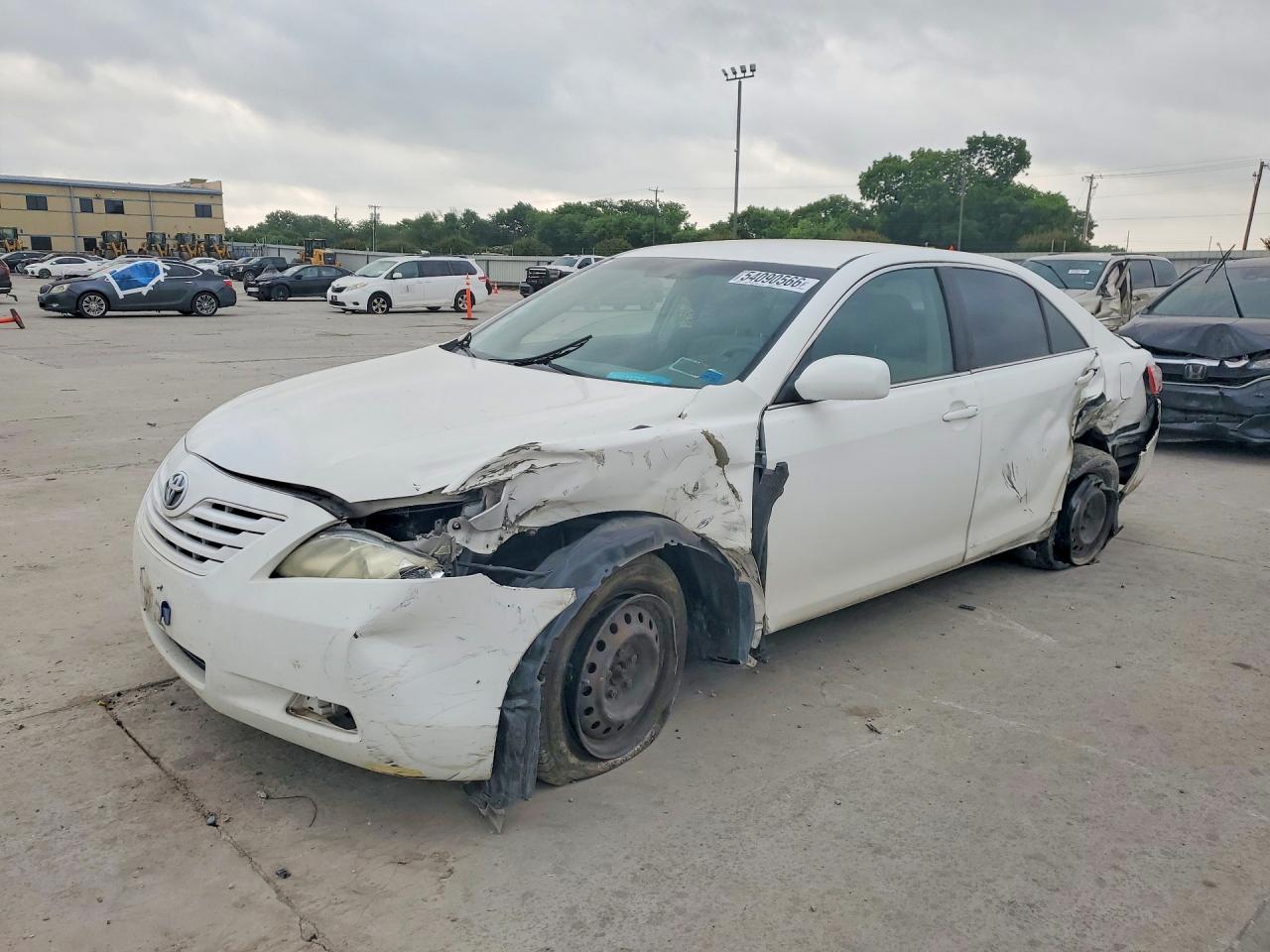 Salvage Toyota Camry Image