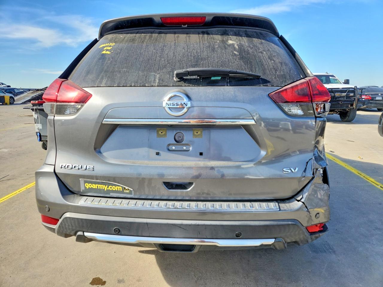 Nissan Rogue S