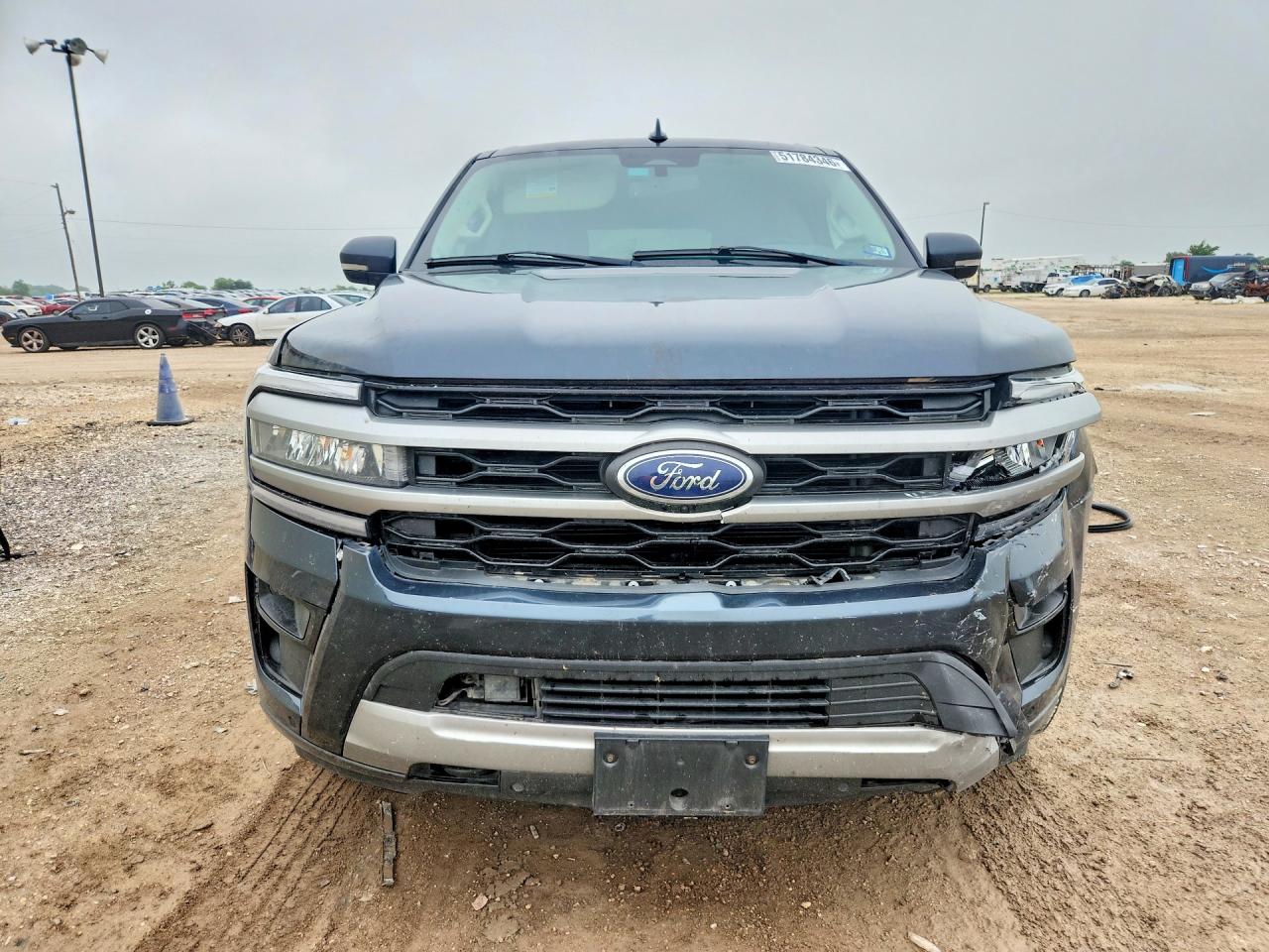 Ford Expedition Max Xlt
