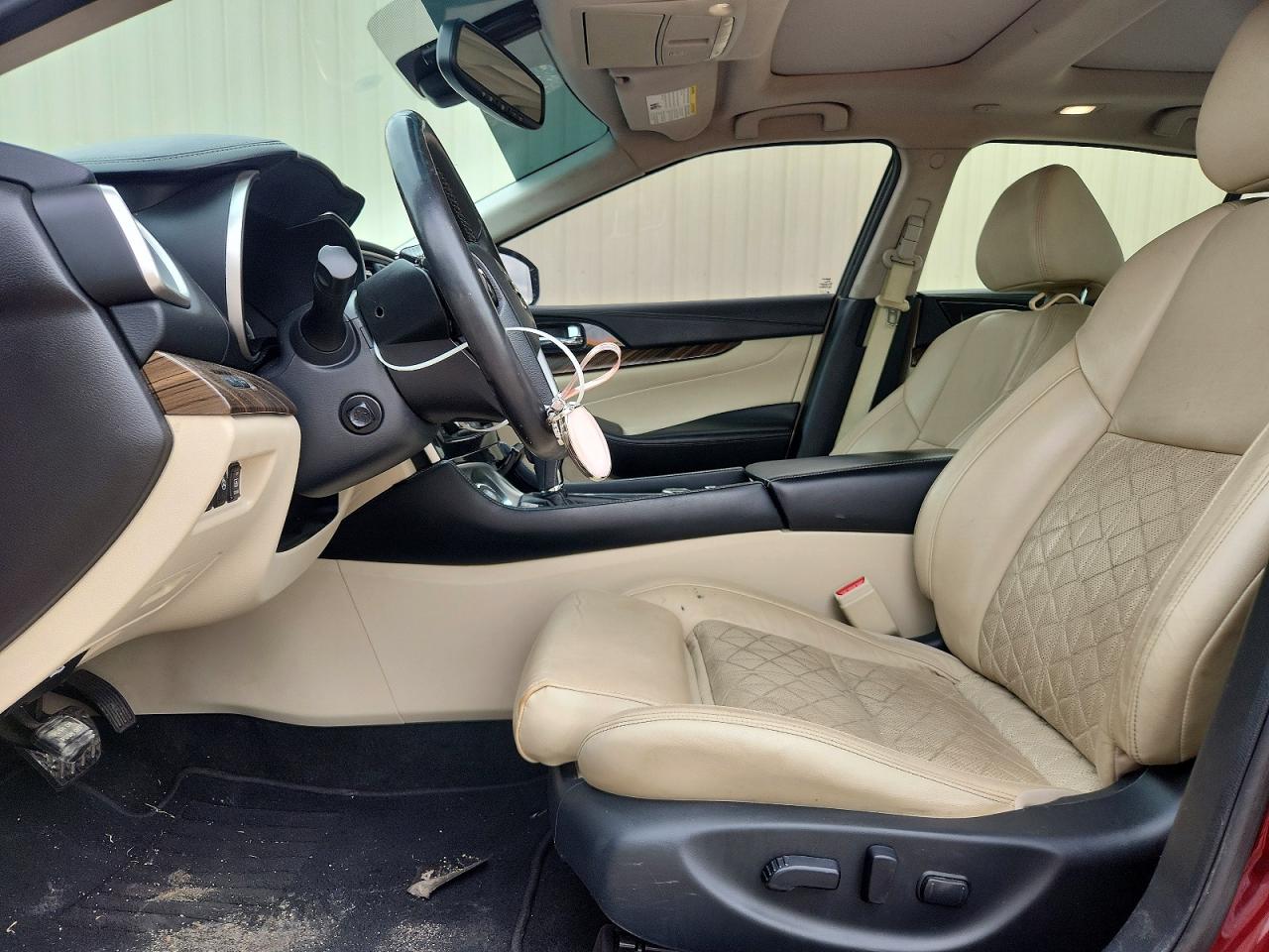 Nissan Maxima Platinum