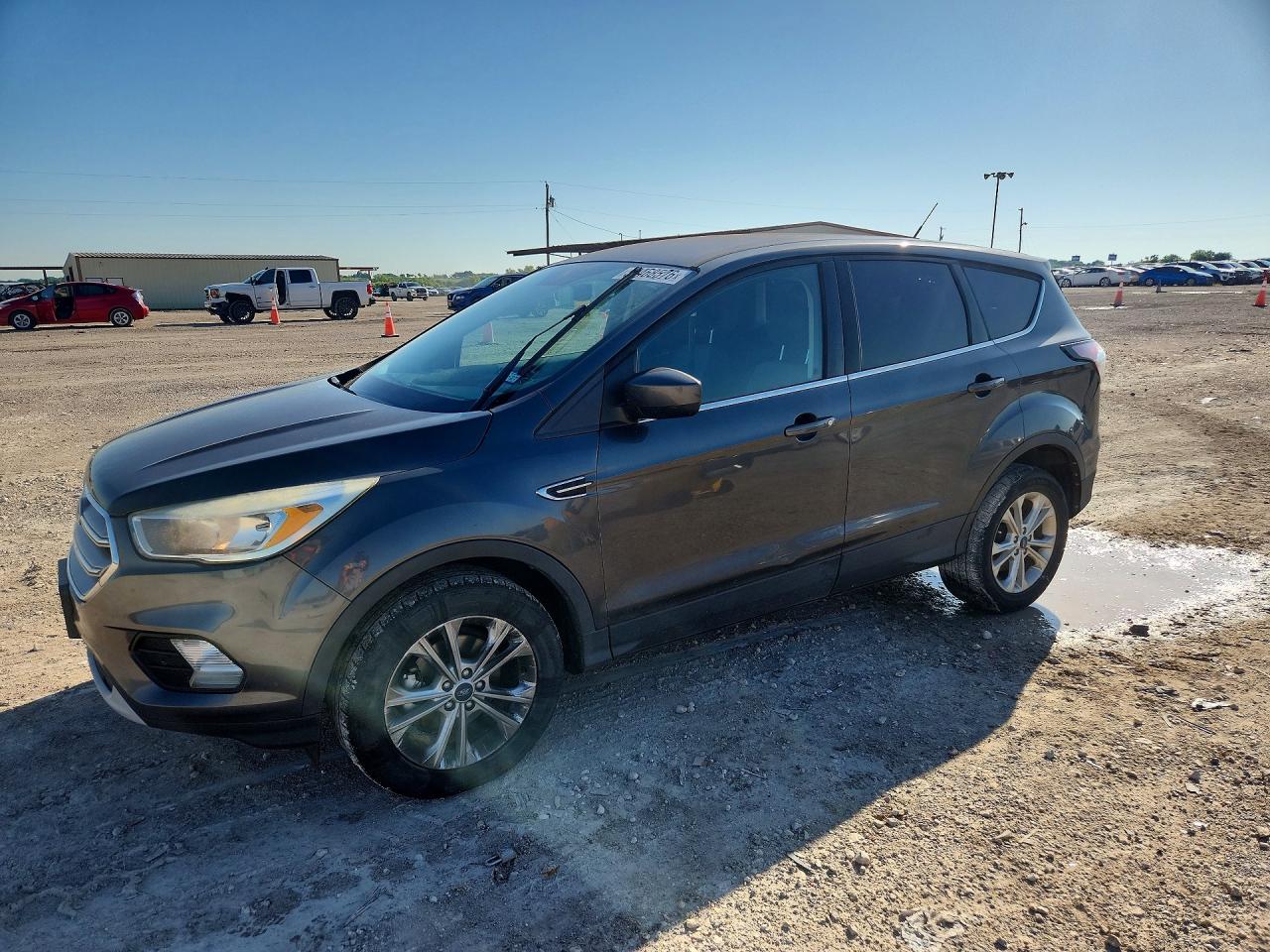 Salvage Ford Escape Image
