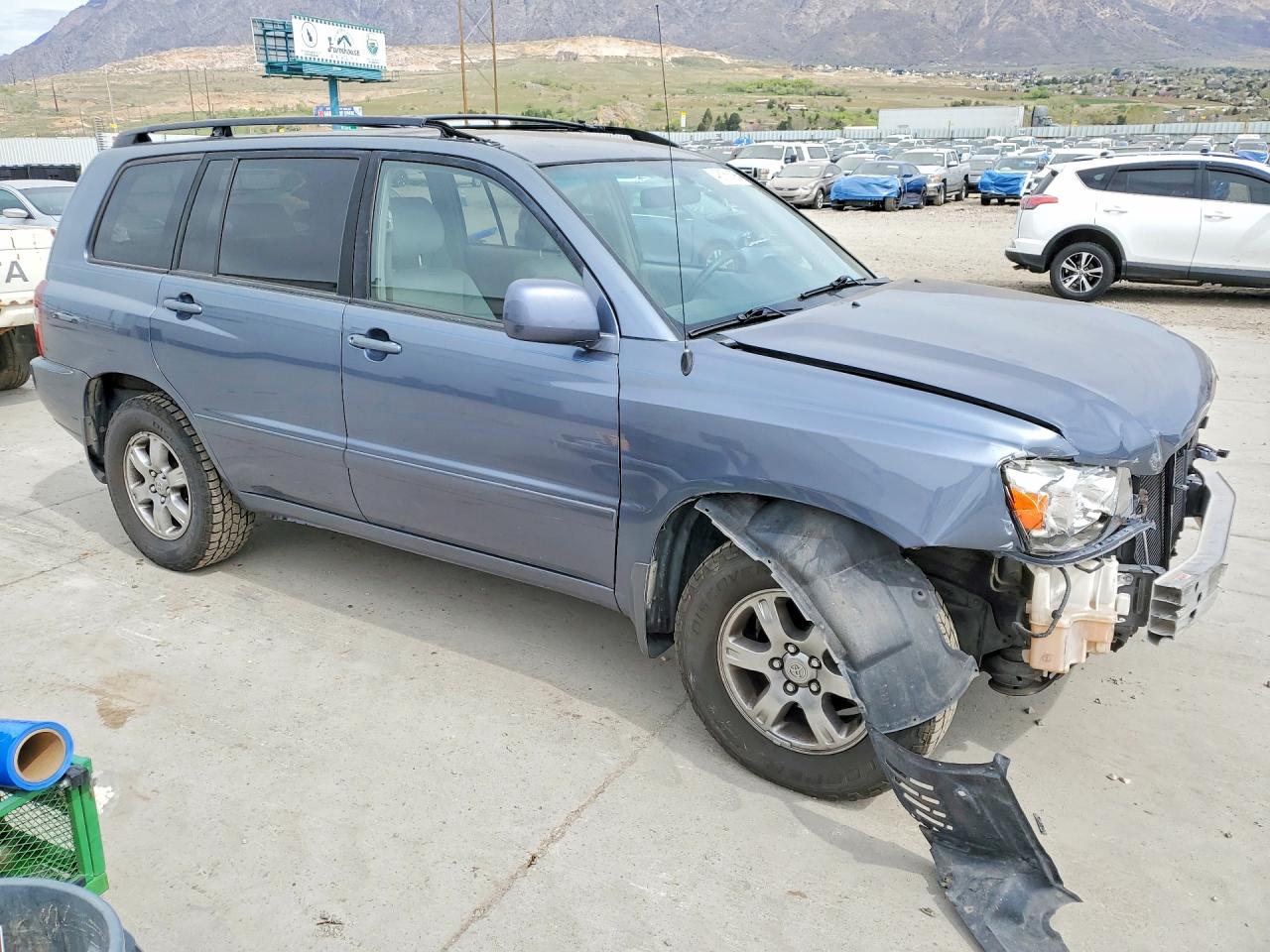 Toyota Highlander Base