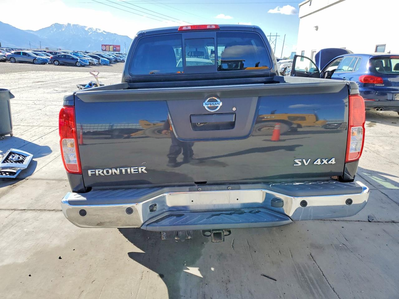 Nissan Frontier Sv
