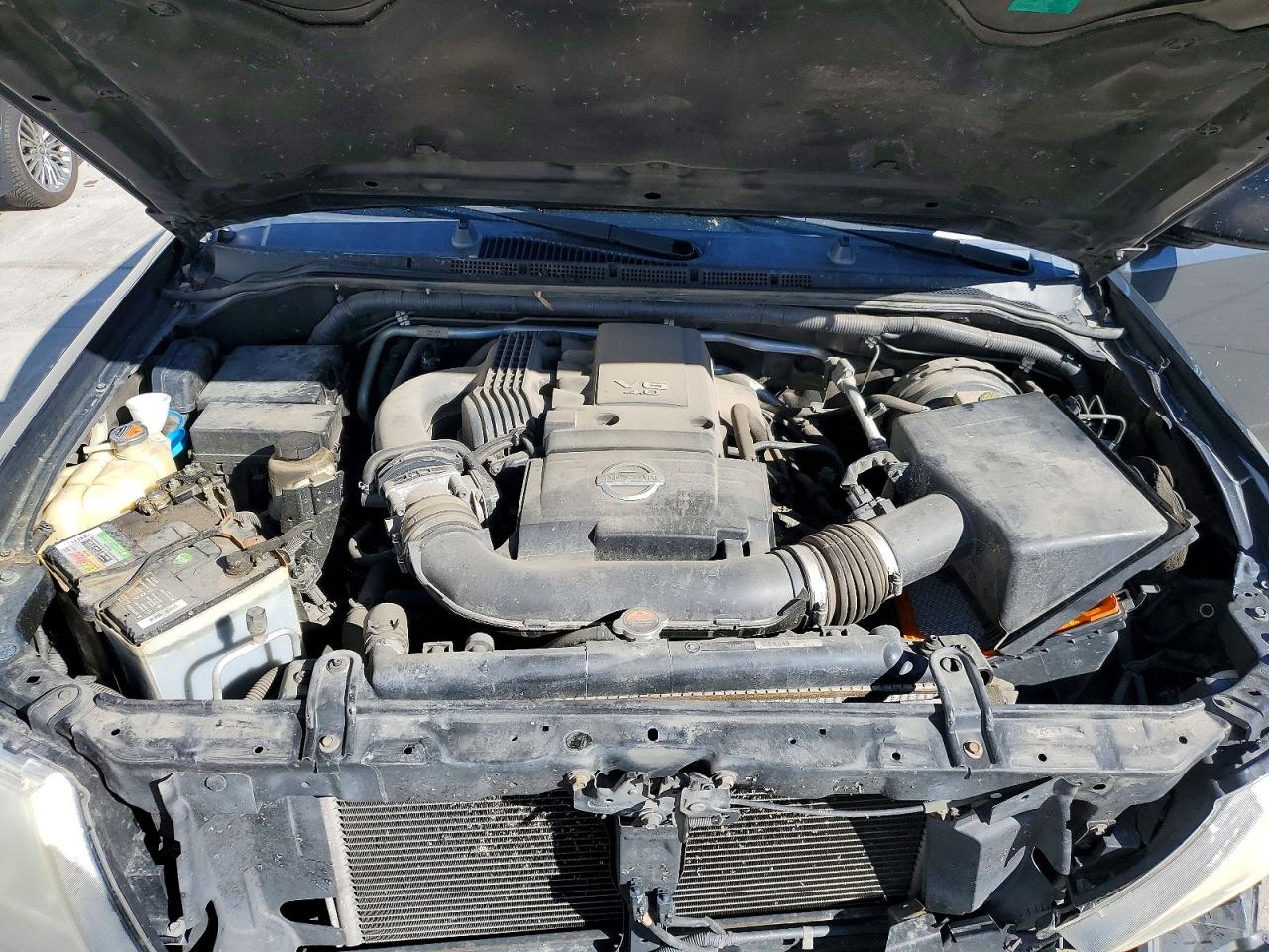 Nissan Frontier Sv