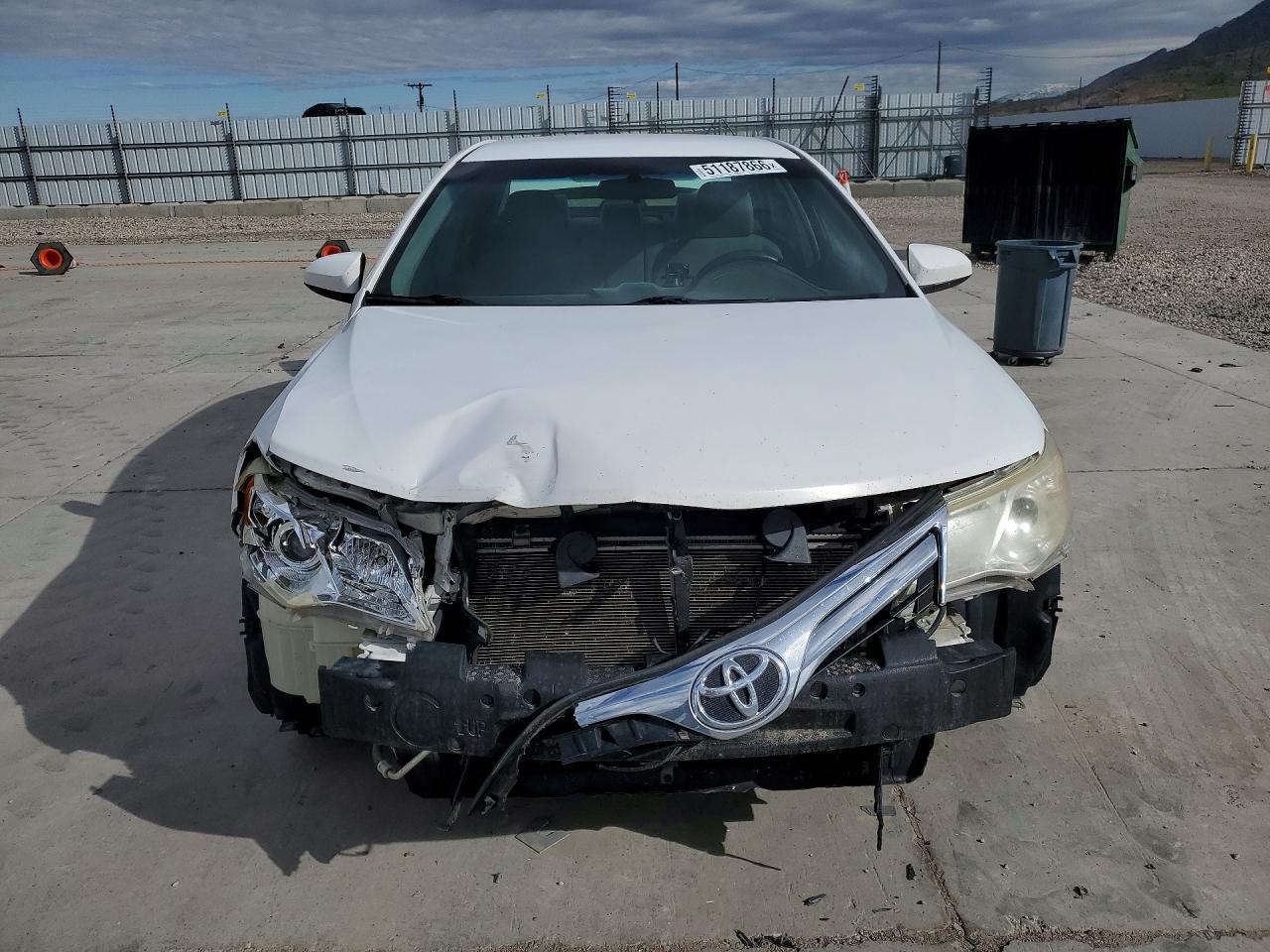 Toyota Camry Le