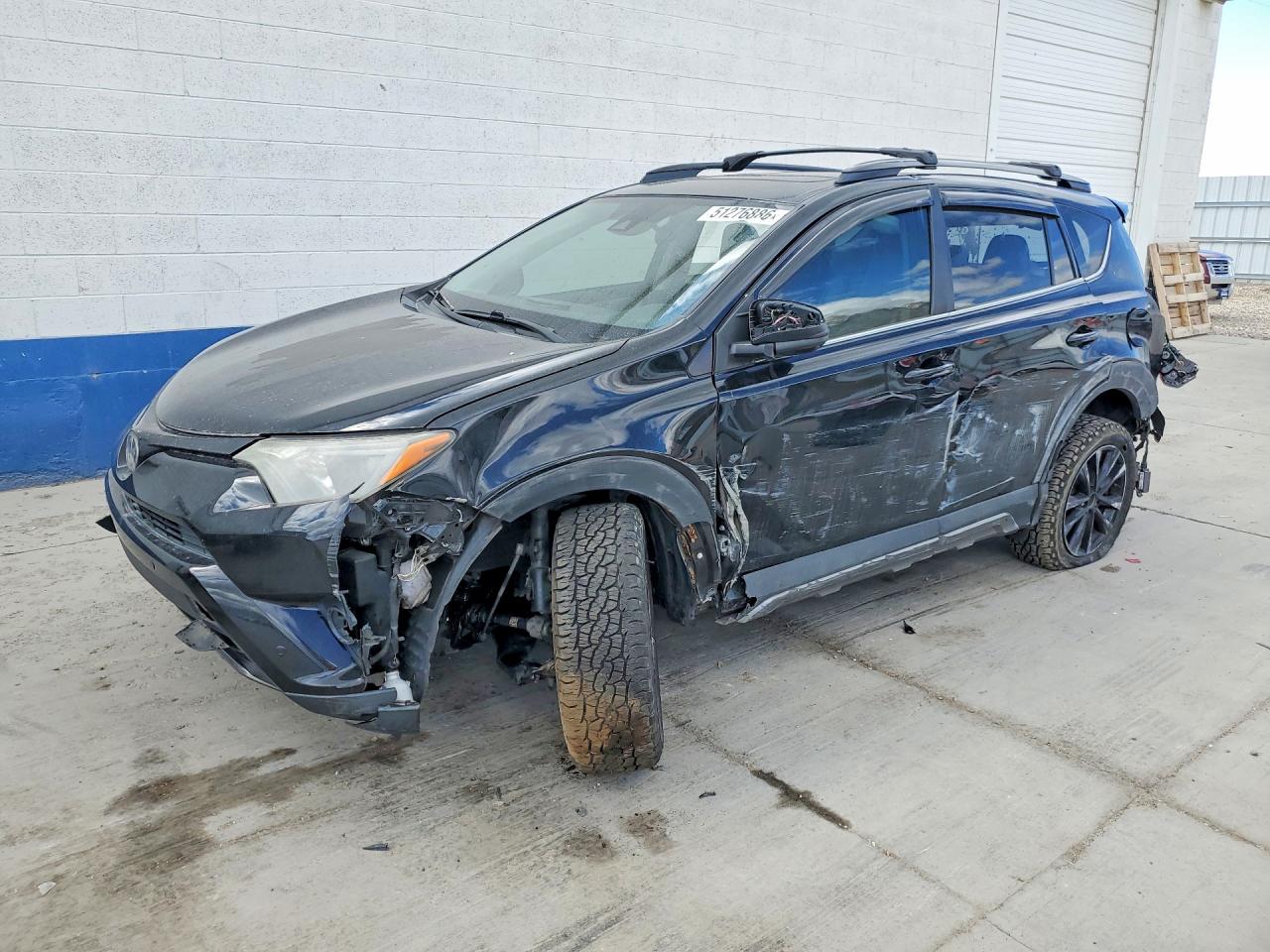 Salvage Toyota RAV4 Image