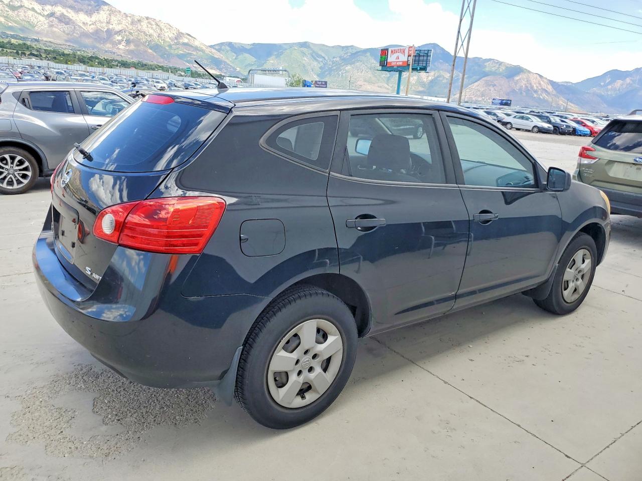 Nissan Rogue S