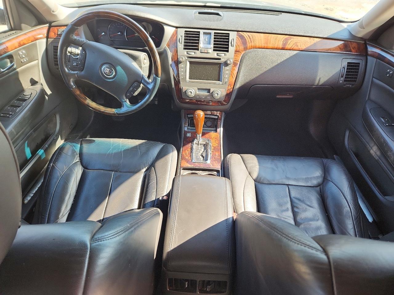 Cadillac DTS
