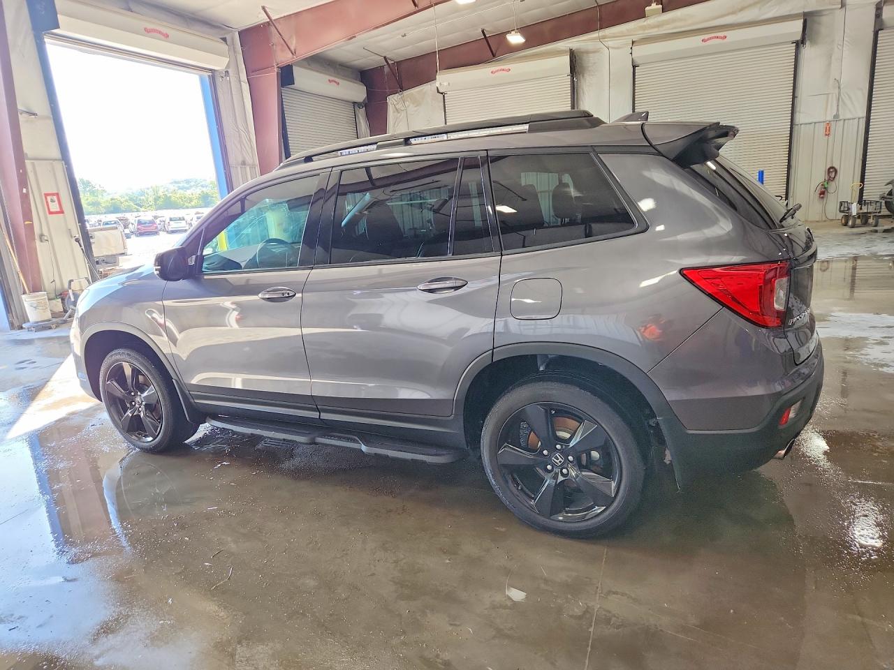 Honda Passport Elite