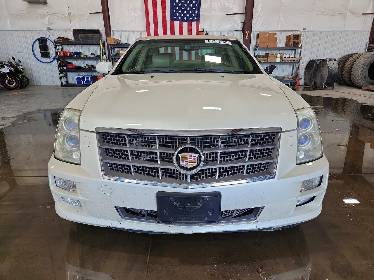 Cadillac STS Luxury