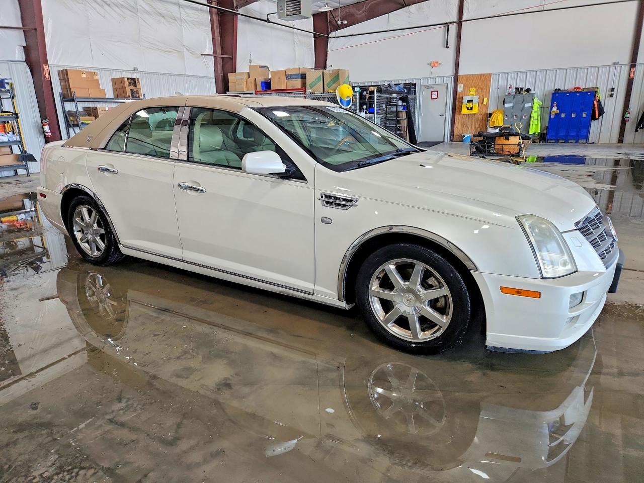 Cadillac STS Luxury