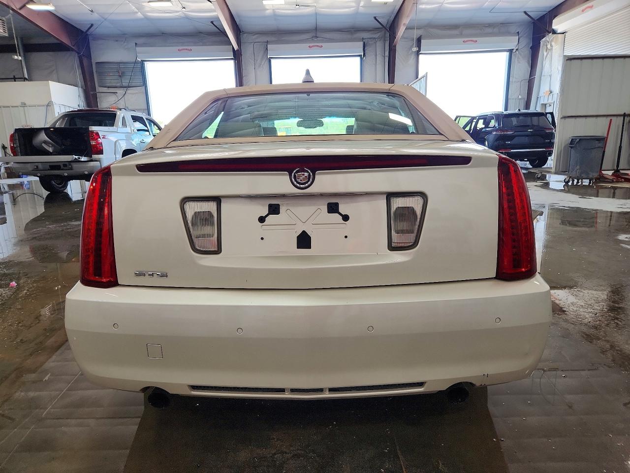 Cadillac STS Luxury
